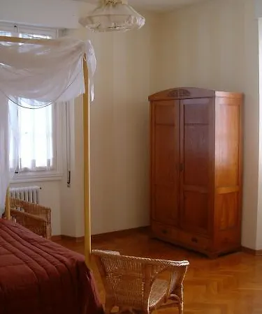 Bed & Breakfast Ulivi Florens