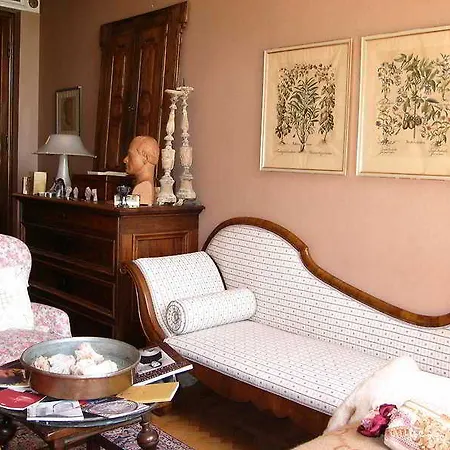 Ulivi לינה וארוחת בוקר 2*